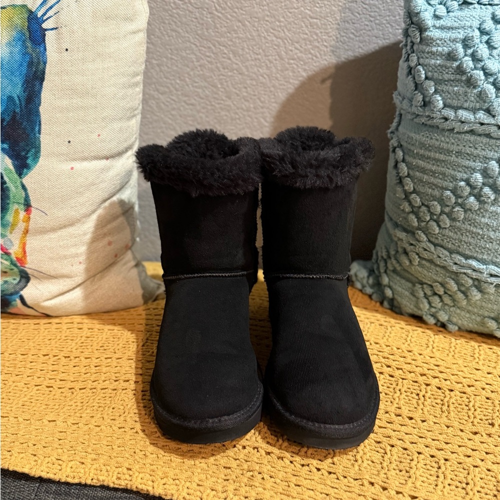 Cozy Black Kids Boots
